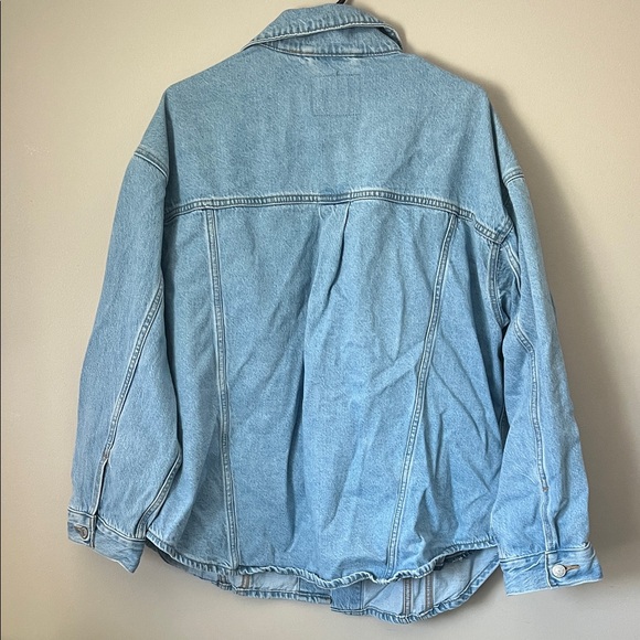 NWOT Levi's Classic Blue Denim Jacket - Picture 5 of 5